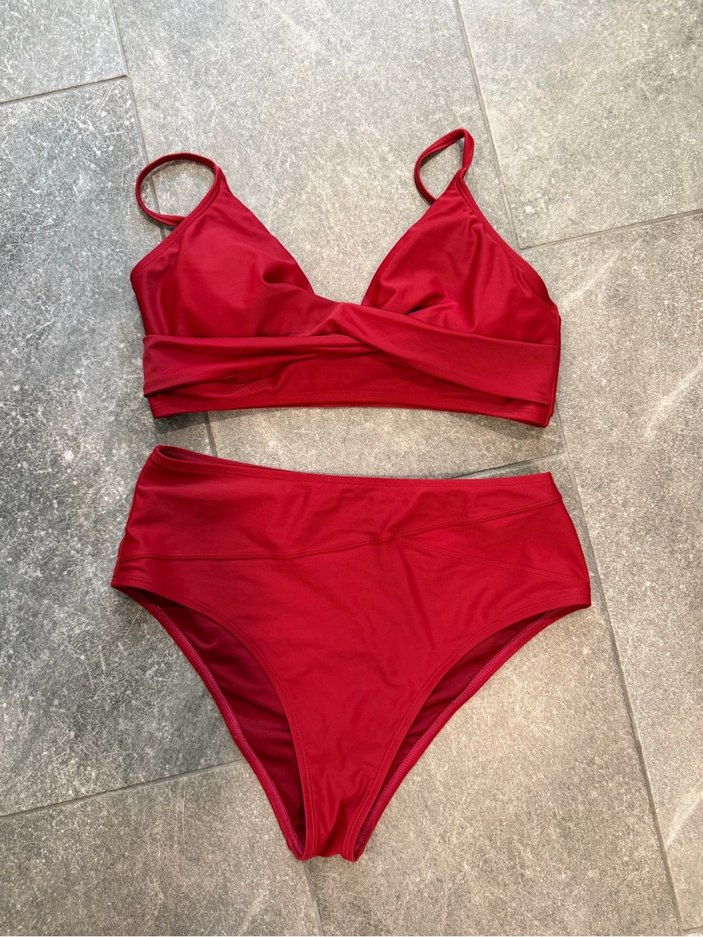 Cupshe Red Twist-Front Bikini Set